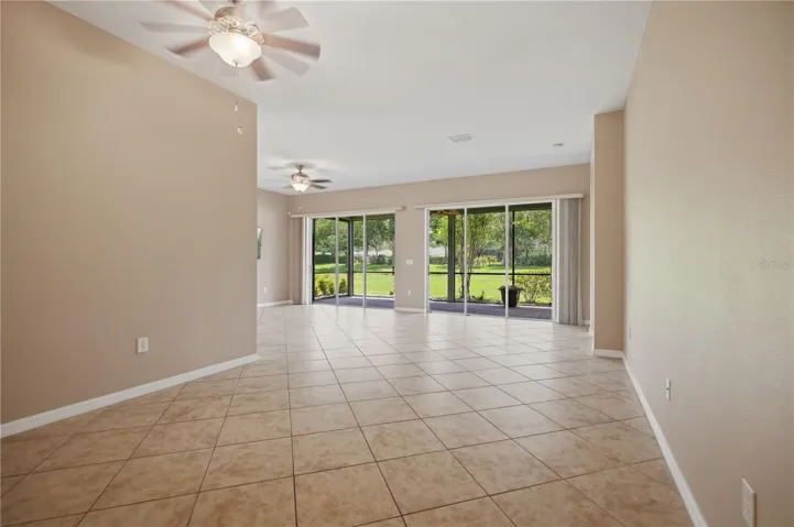 Dining/living Open Floor plan