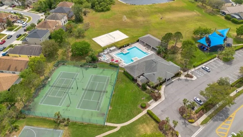 Avalon Lakes Clubhouse and Amenities