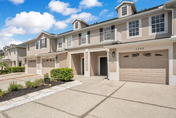 One Car Garage with 2 Car Driveway