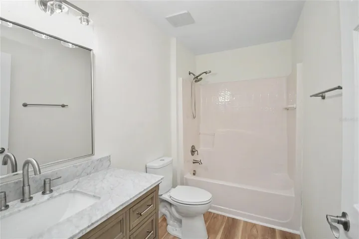 Guest Bathroom 2