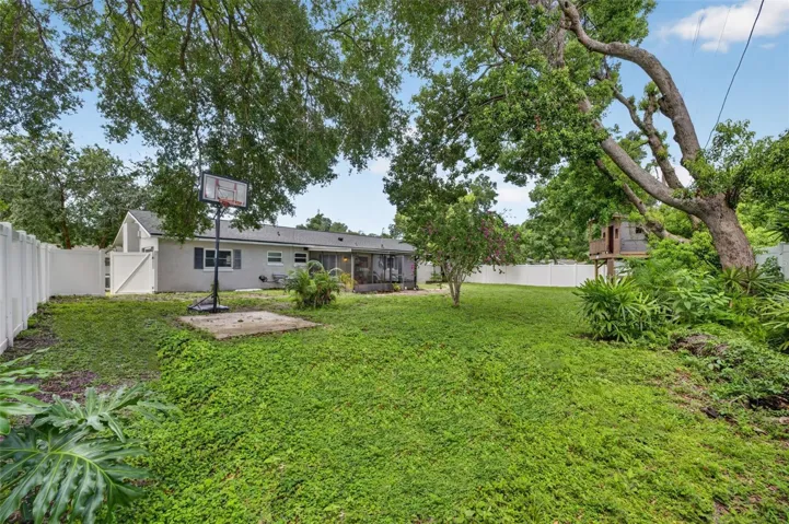 Back yard to house