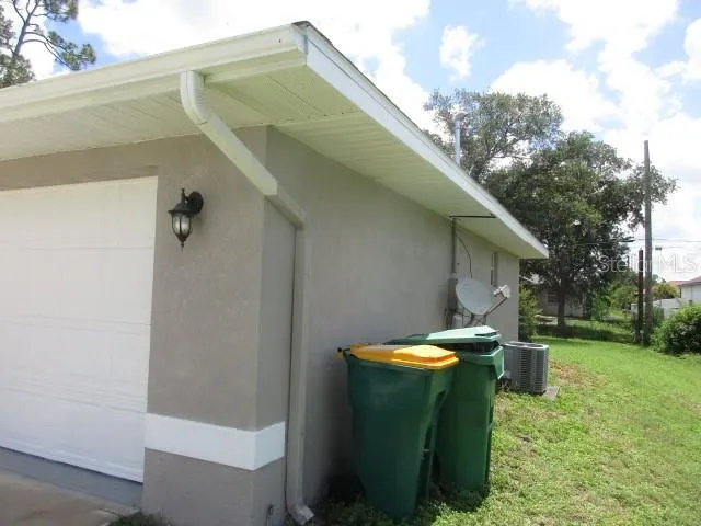 RIGHT SIDE OF HOME