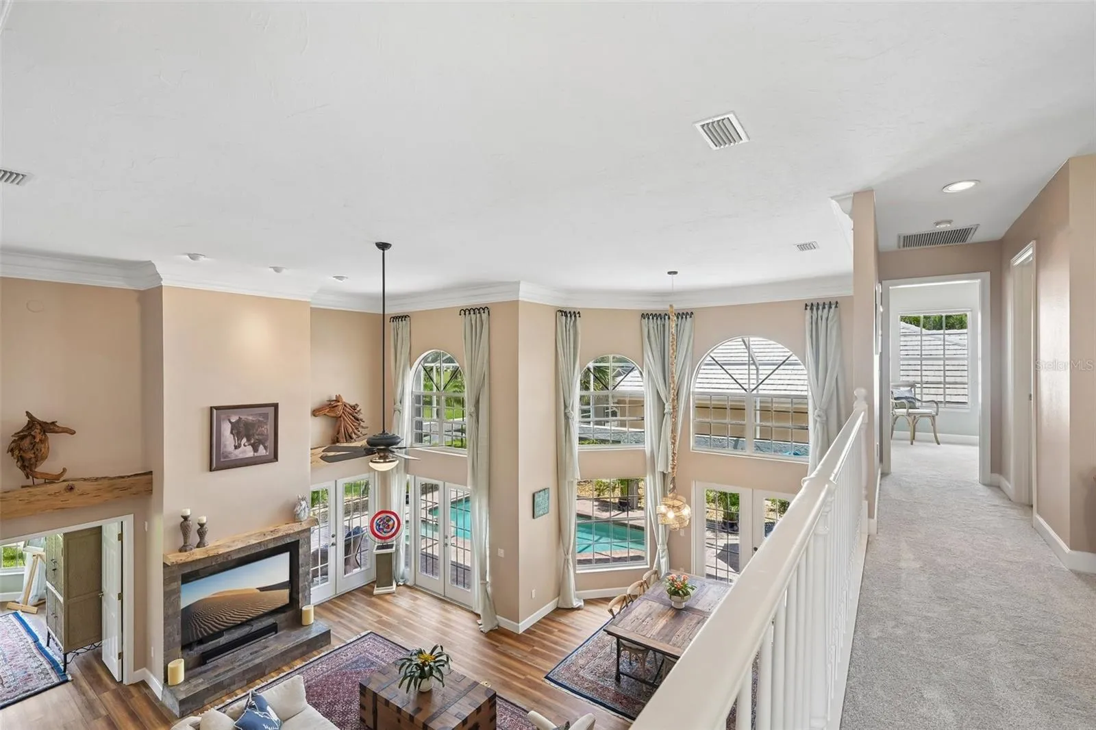 Upstairs - loft view.