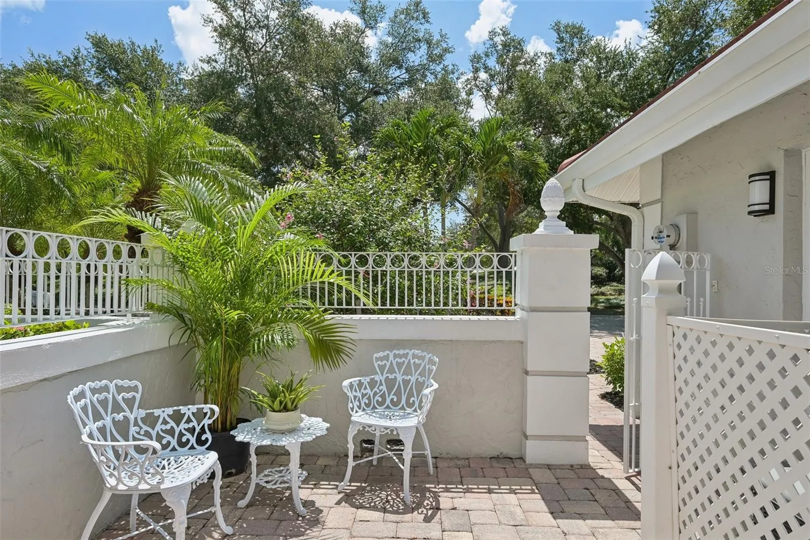 Private courtyard off kitchen - relaxing spot for morning coffee.