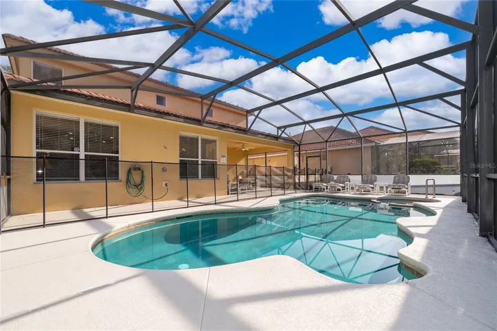 Pool 4
