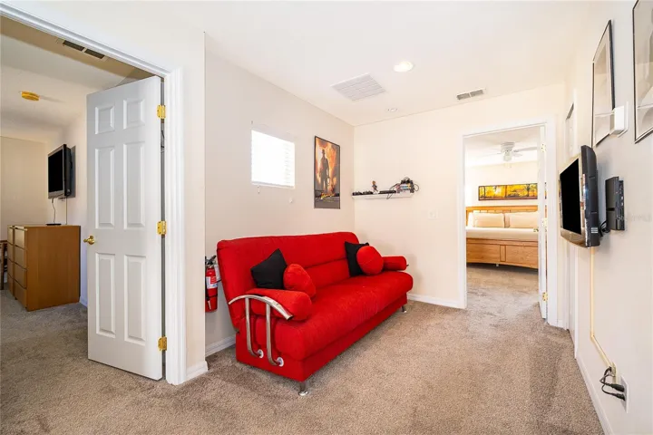 Loft 2