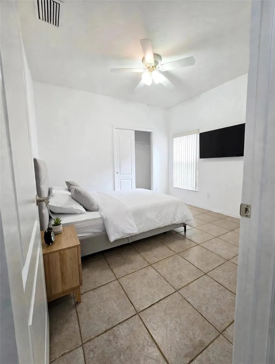 VIRTUAL STAGING BEDROOM 2