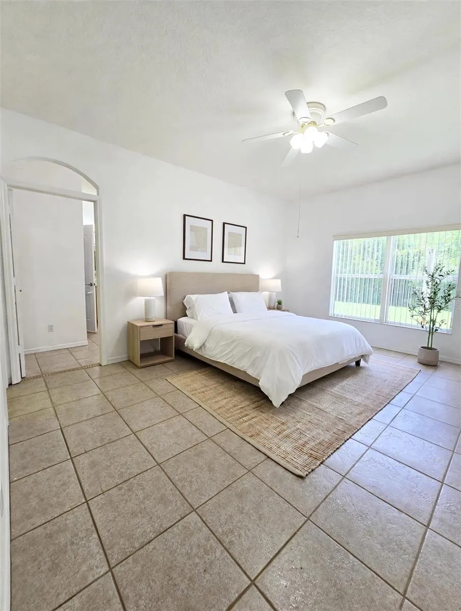 VIRTUAL STAGING PRIMARY BEDROOM