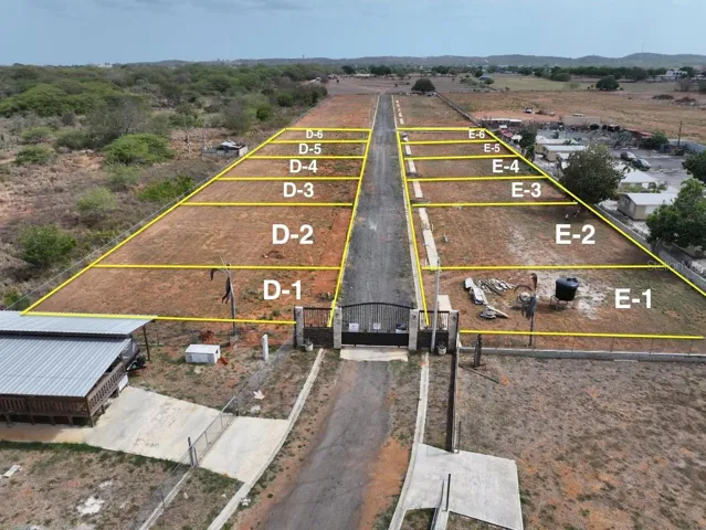 Lots of 600 sq meters for $100,000.00