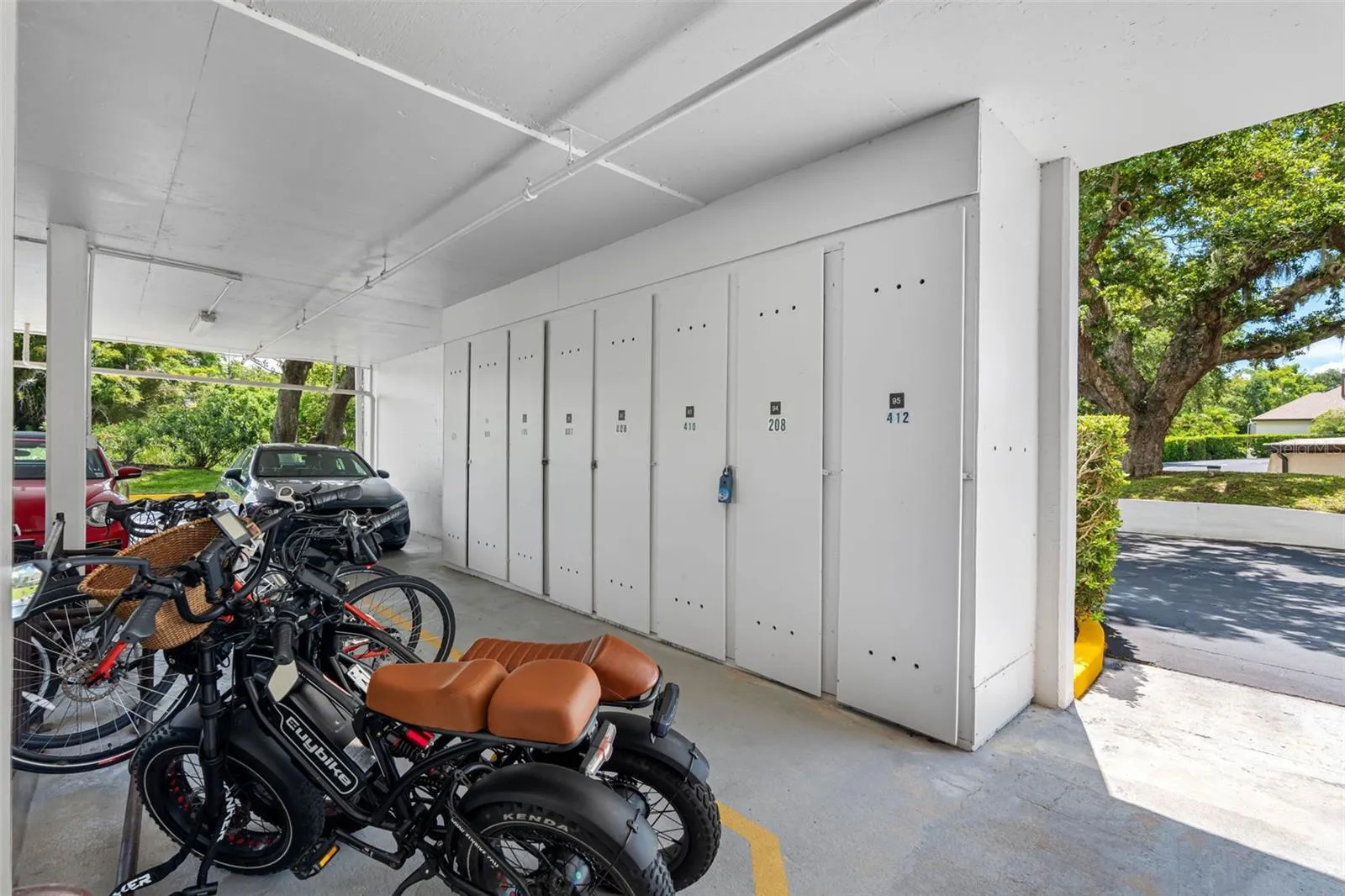 Storage Closet 412