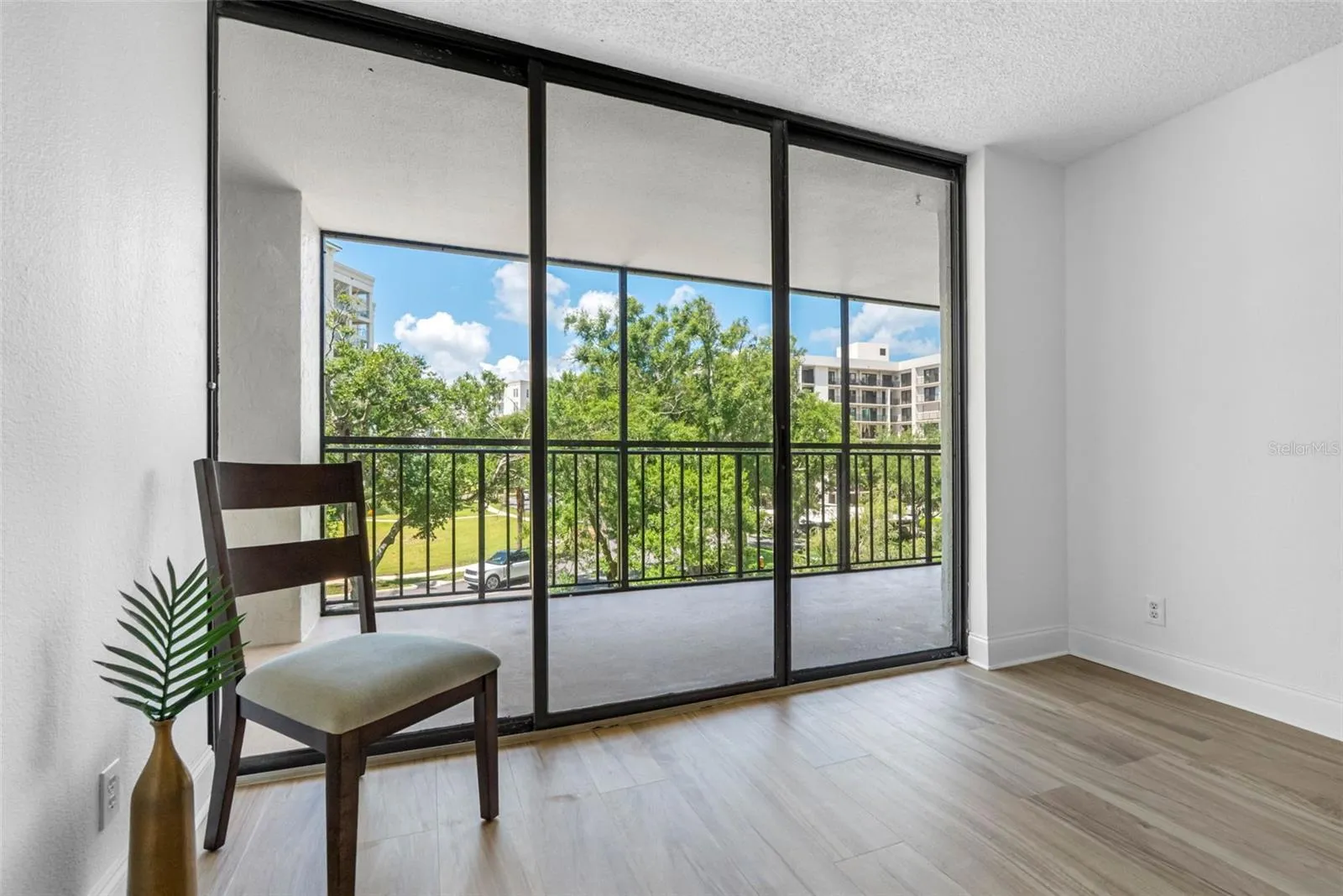 Balcony access from 2nd bed