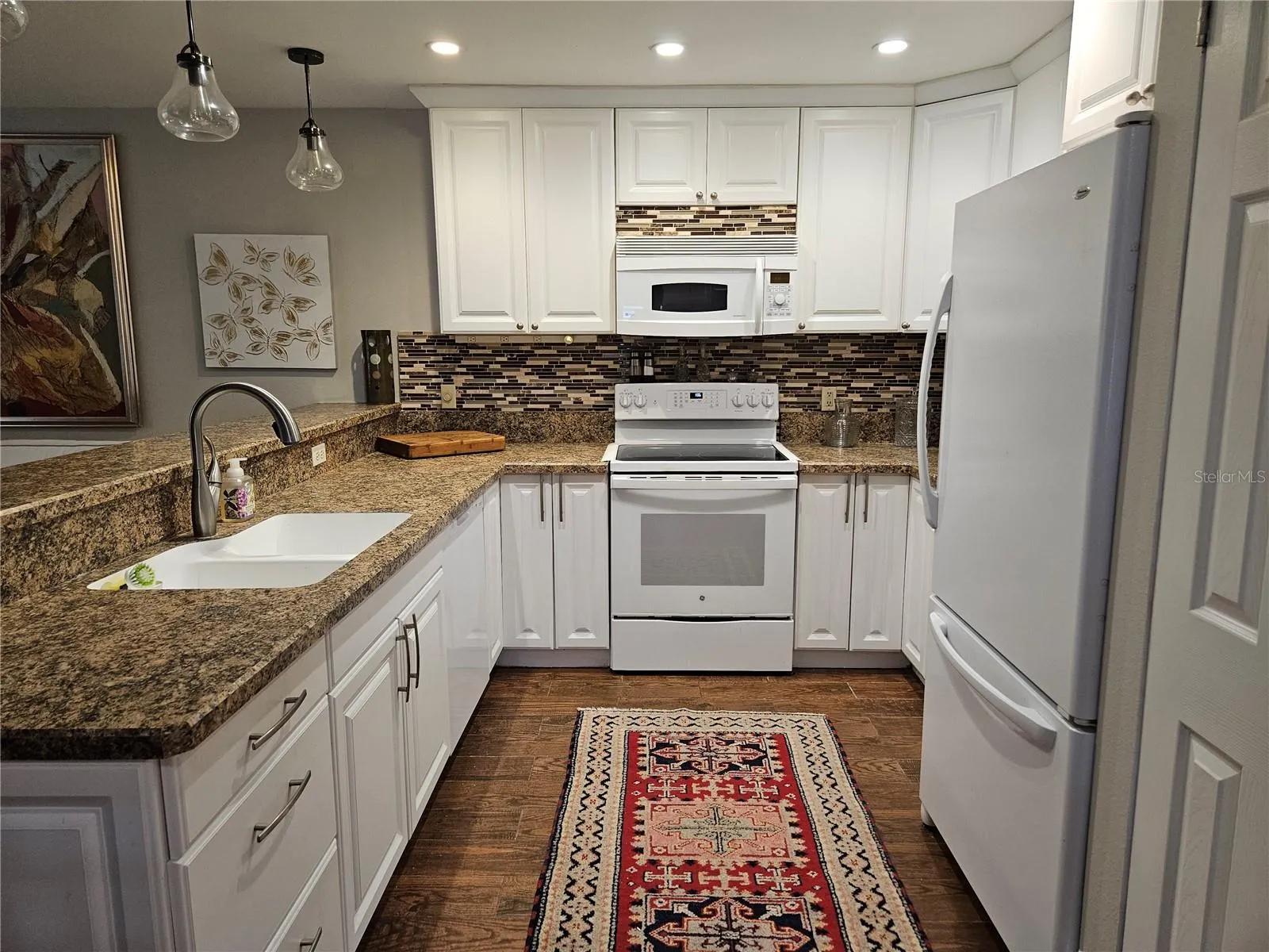Open Kitchen