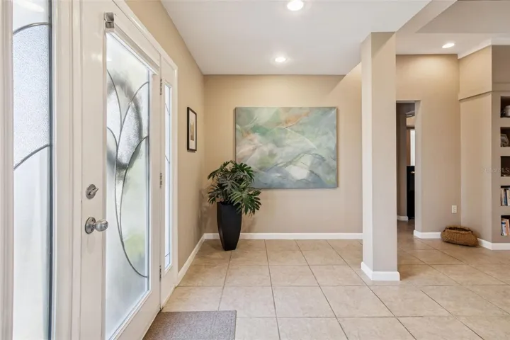 Front entry Foyer