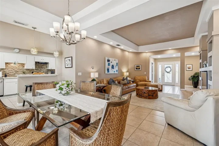 Living /Dinning