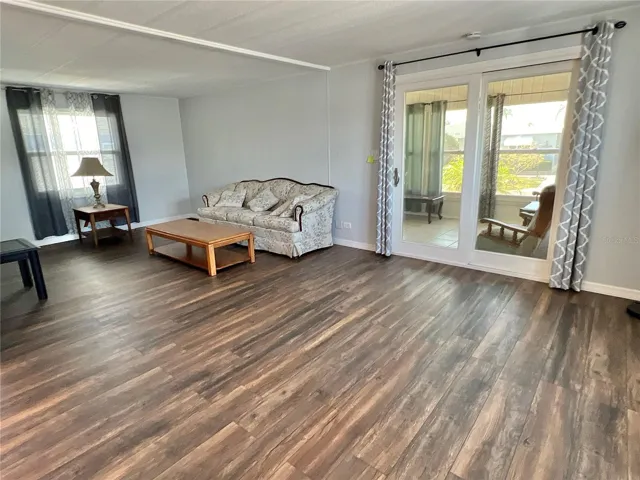 Large open living/dining/kitchen area