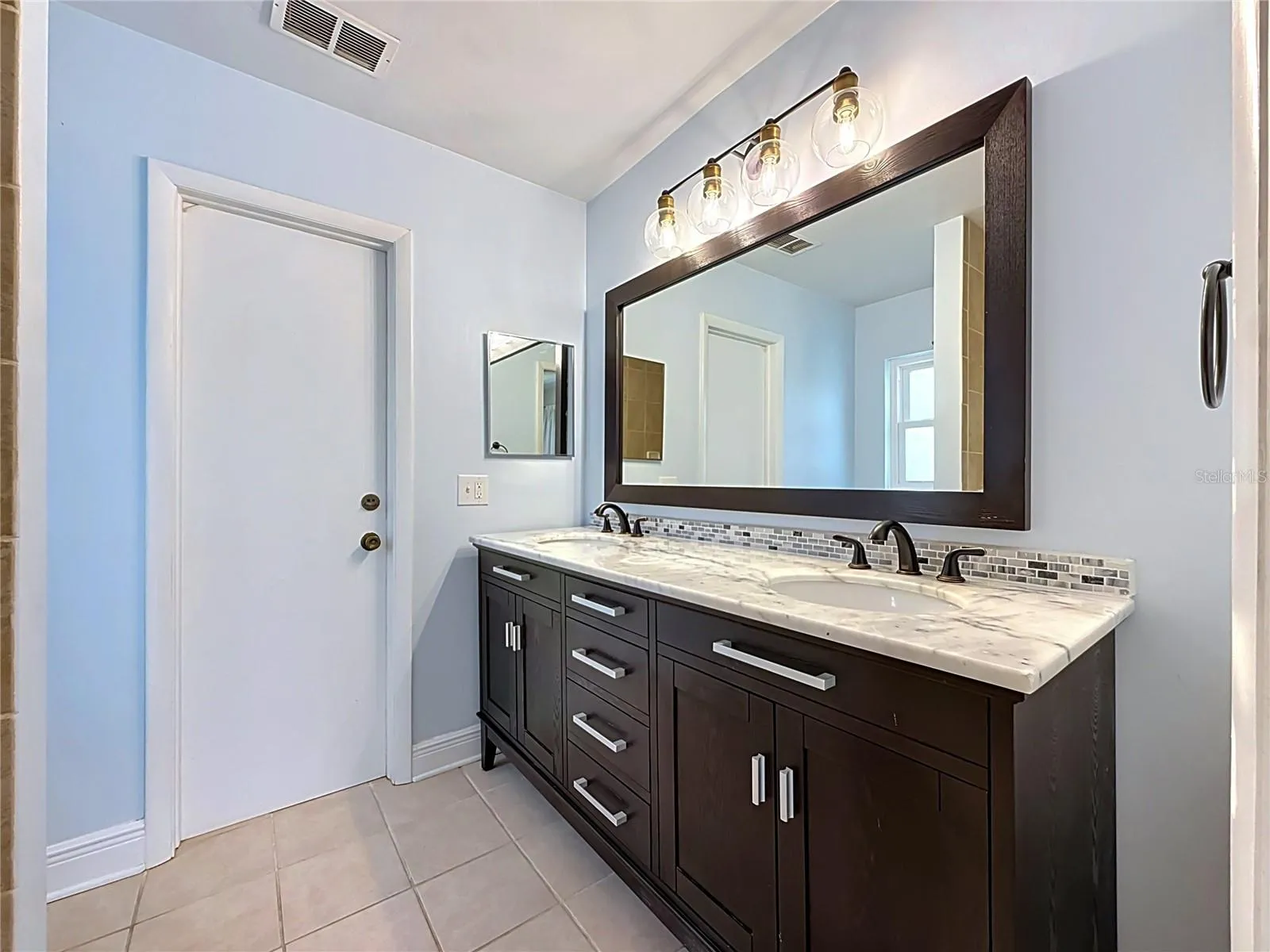 Primary En Suite