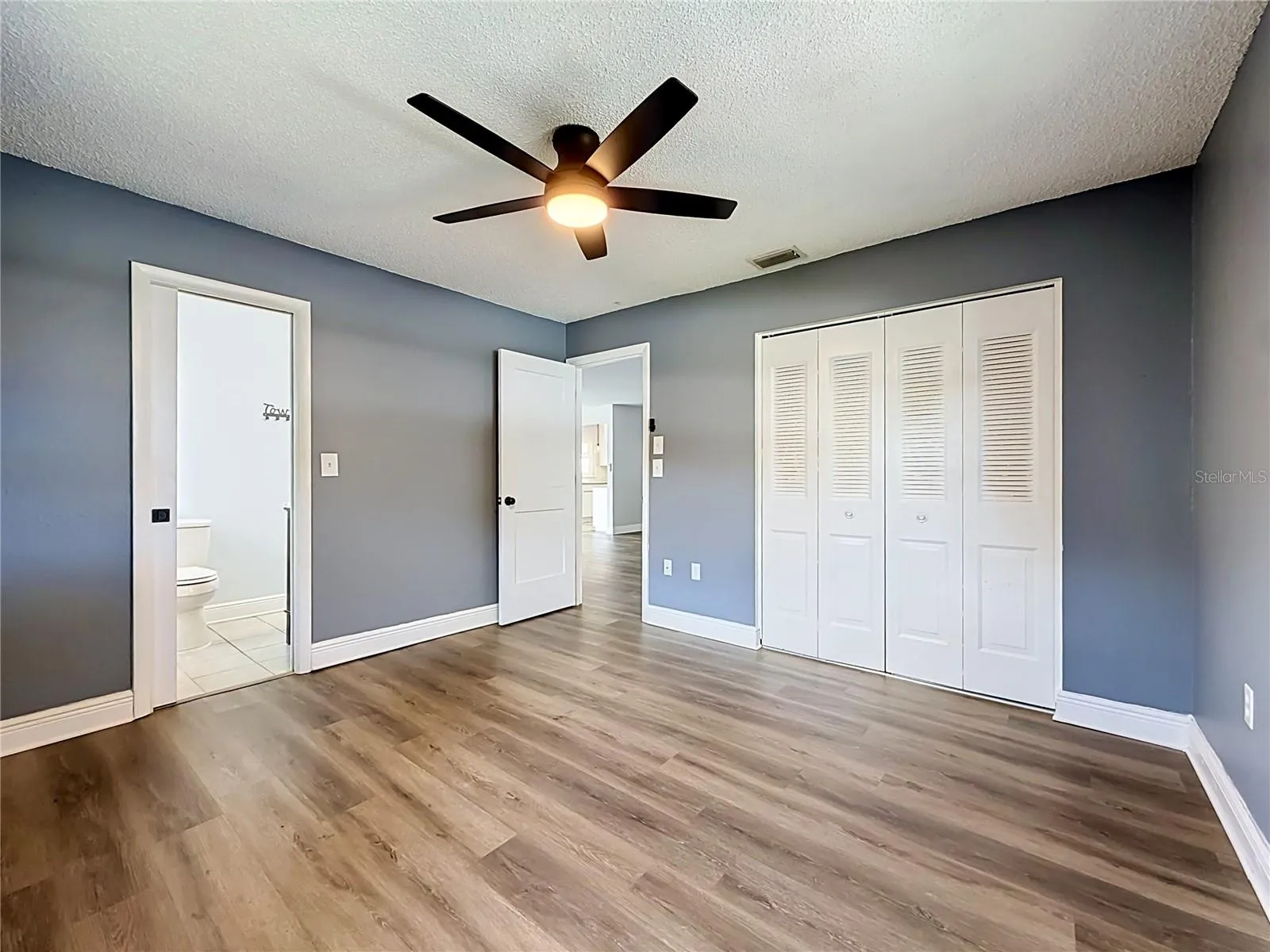 Bedroom 2 - Access to Hall Bath
