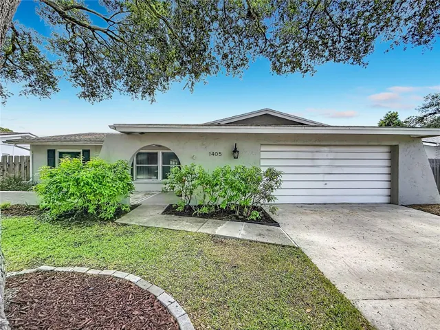 1405 Overcash Dr