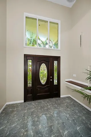 Foyer / Entry