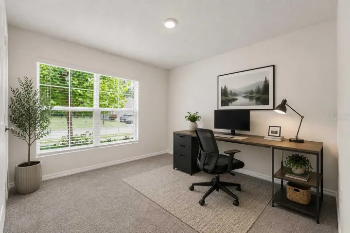 Fr bed/office Virtually staged