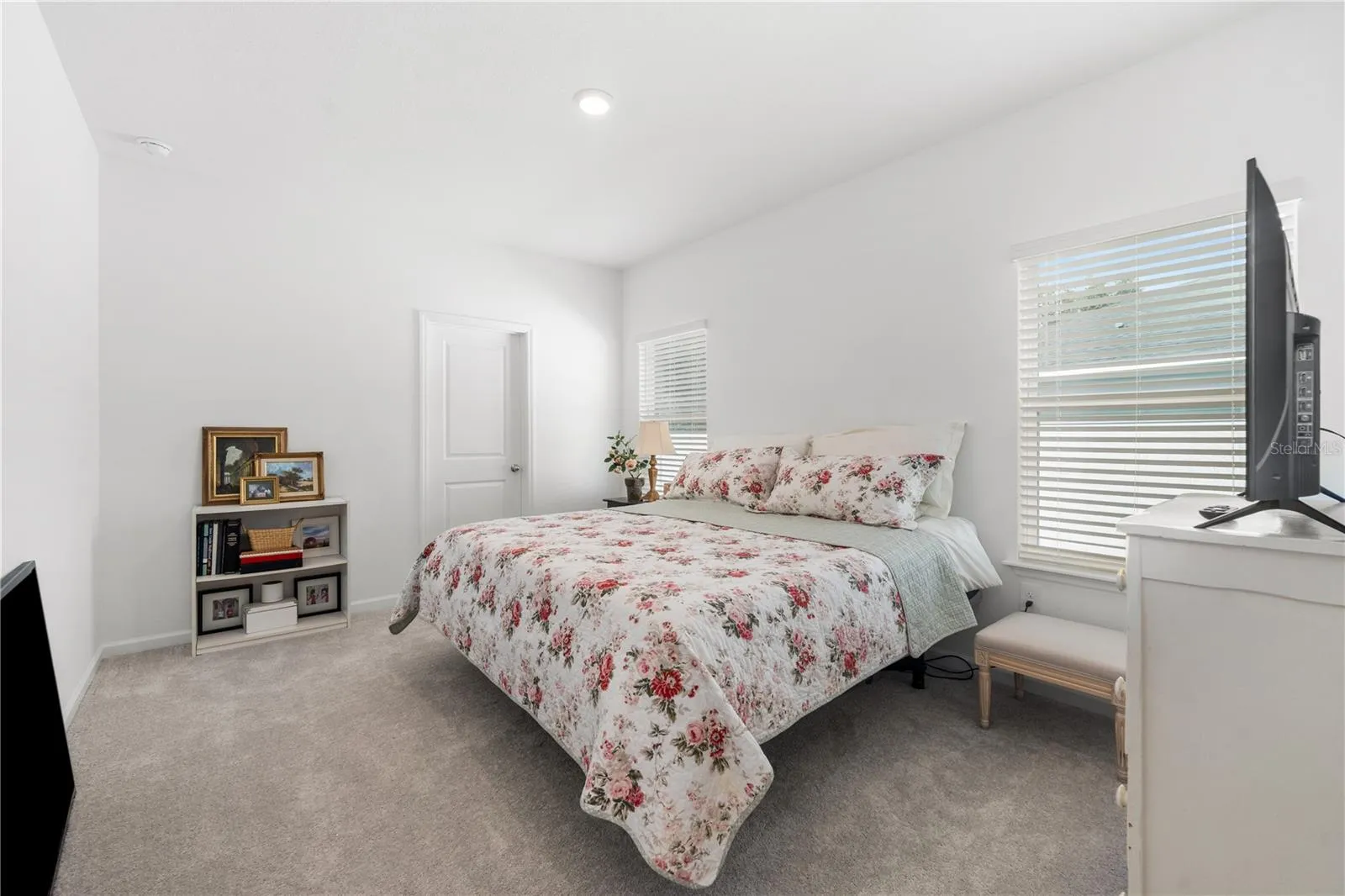 Huge 4th Bedroom Could be 2nd Primary Suite