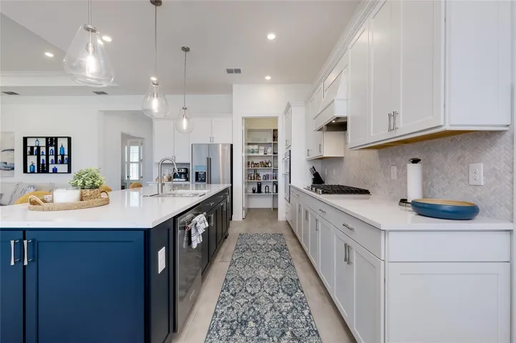 Executive Kitchen with Kitchen-Aid appliances
