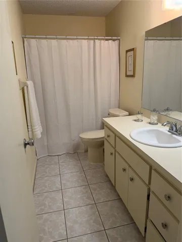 2nd Bathroom