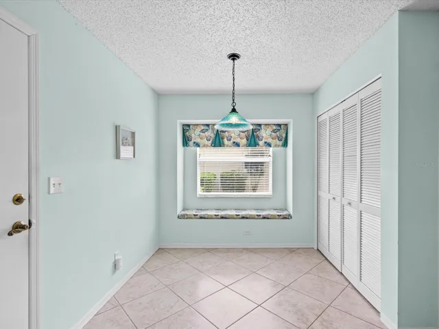 Breakfast Area with laundry closet