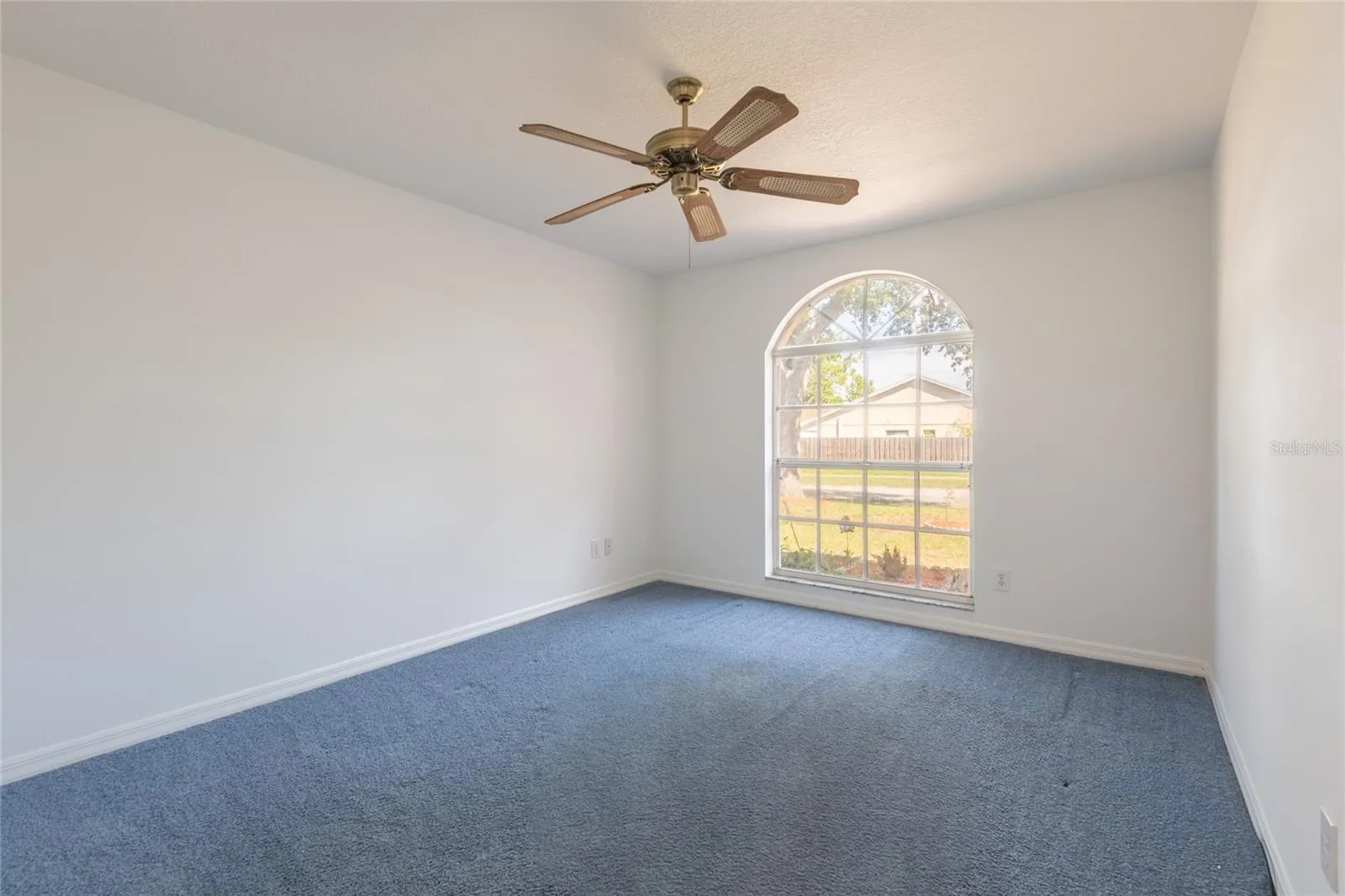 2nd front bedroom
