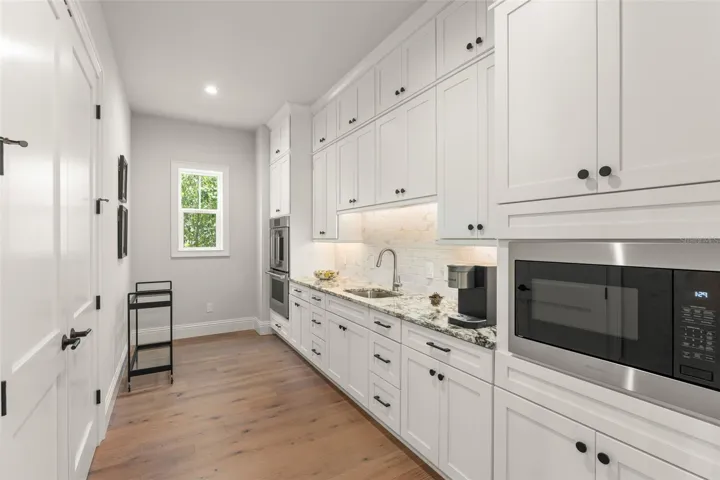 Second Kitchen
