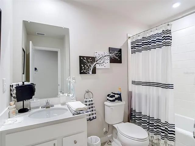 Full Bathroom Shower & Tub Combo on 2nd Floor