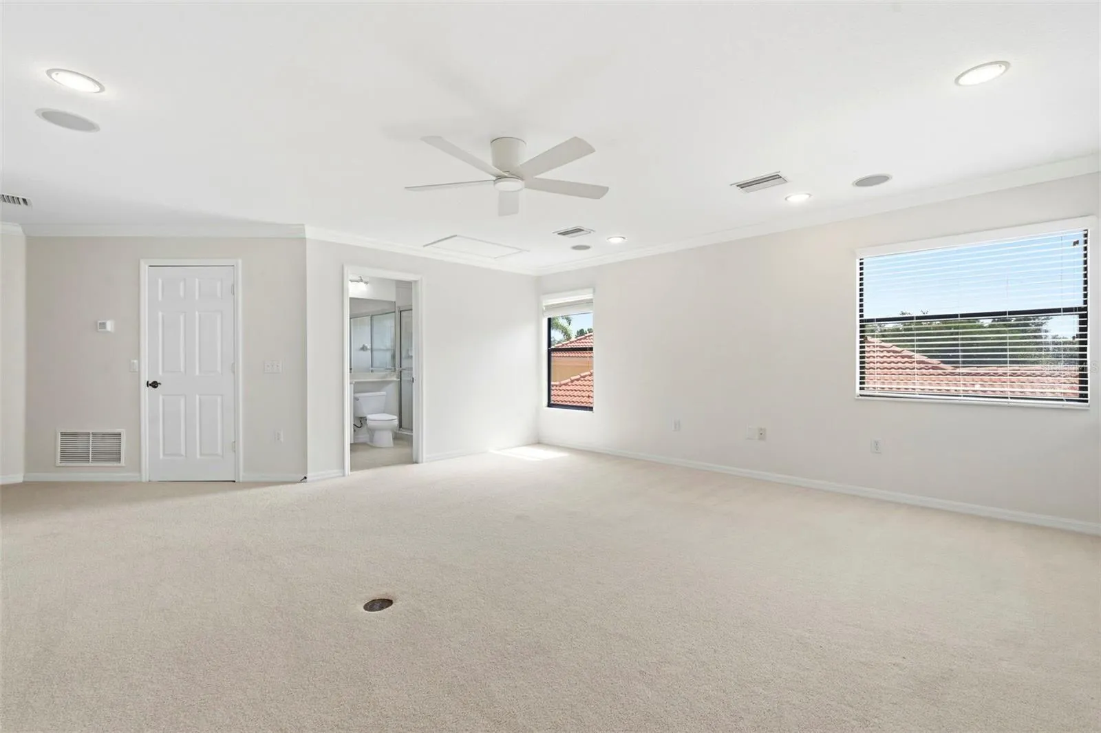 Versatile Upstairs Bonus Room