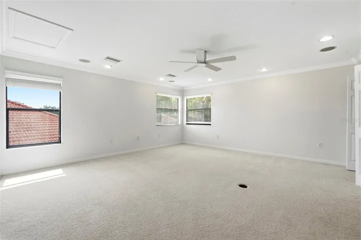 Versatile Upstairs Bonus Room