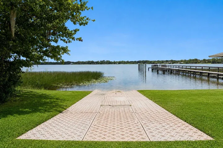 Community Private Boat Ramp