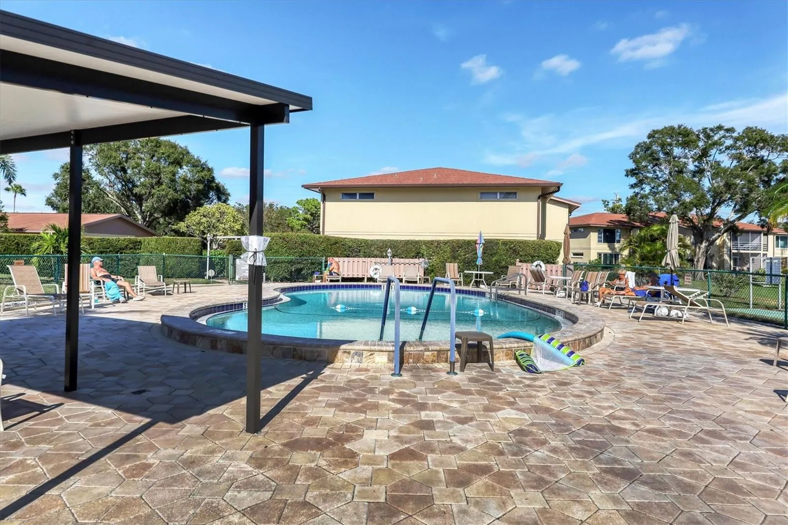 Lakeside heated Pool