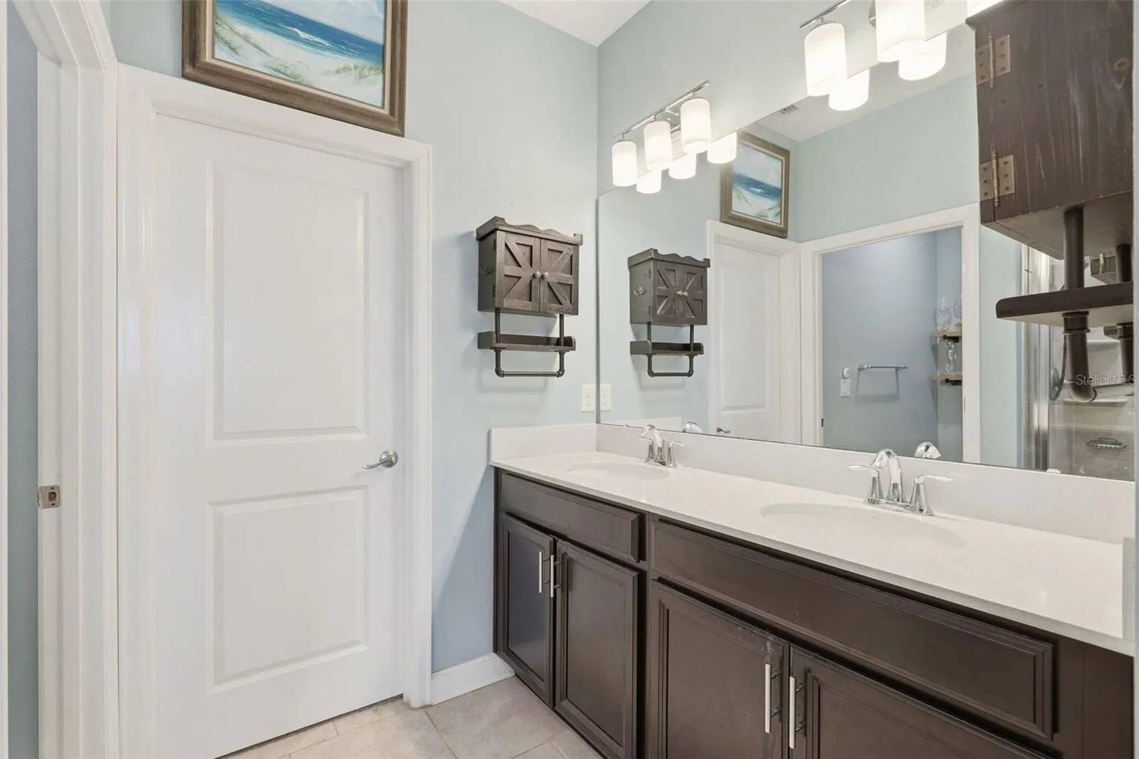 Primary vanity with dual sinks