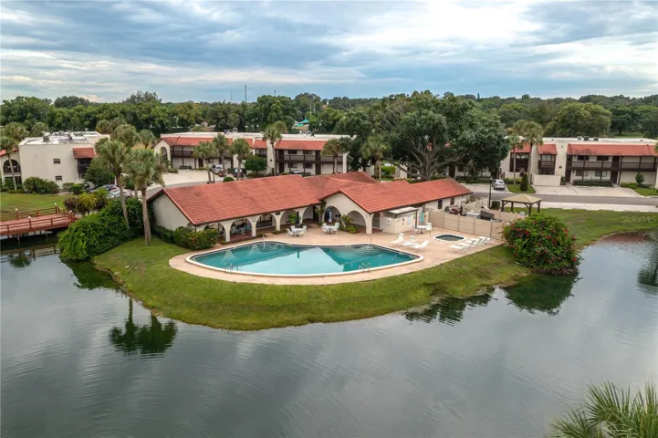 COUNTRY CLUB VILLAGE FACILITY