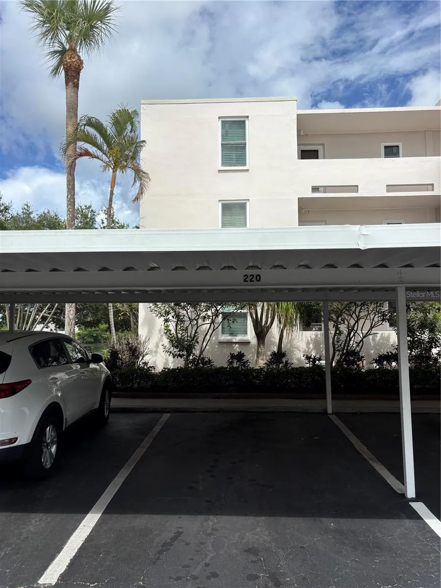 Covered/Assigned Parking