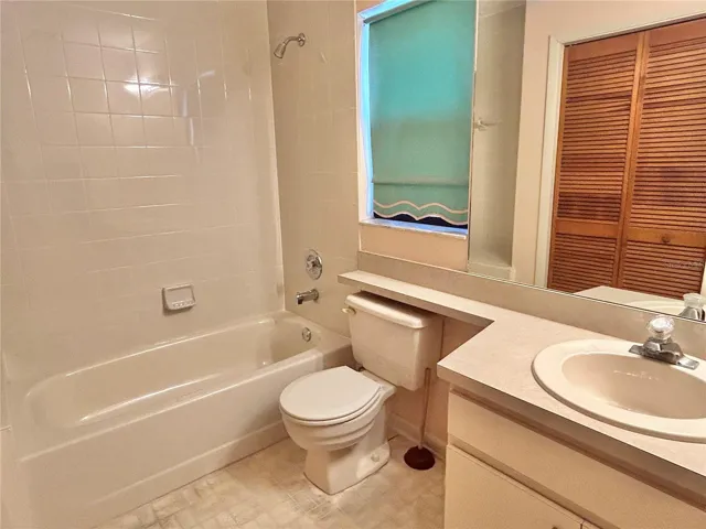 2nd Bathroom