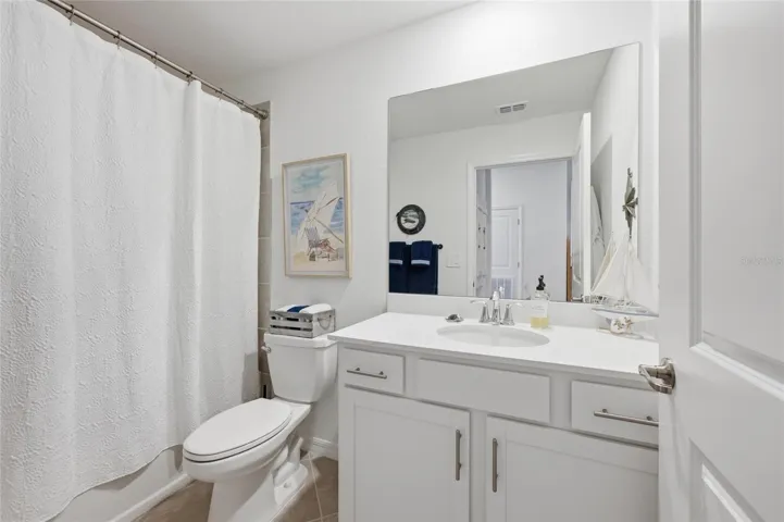 2nd Bathroom
