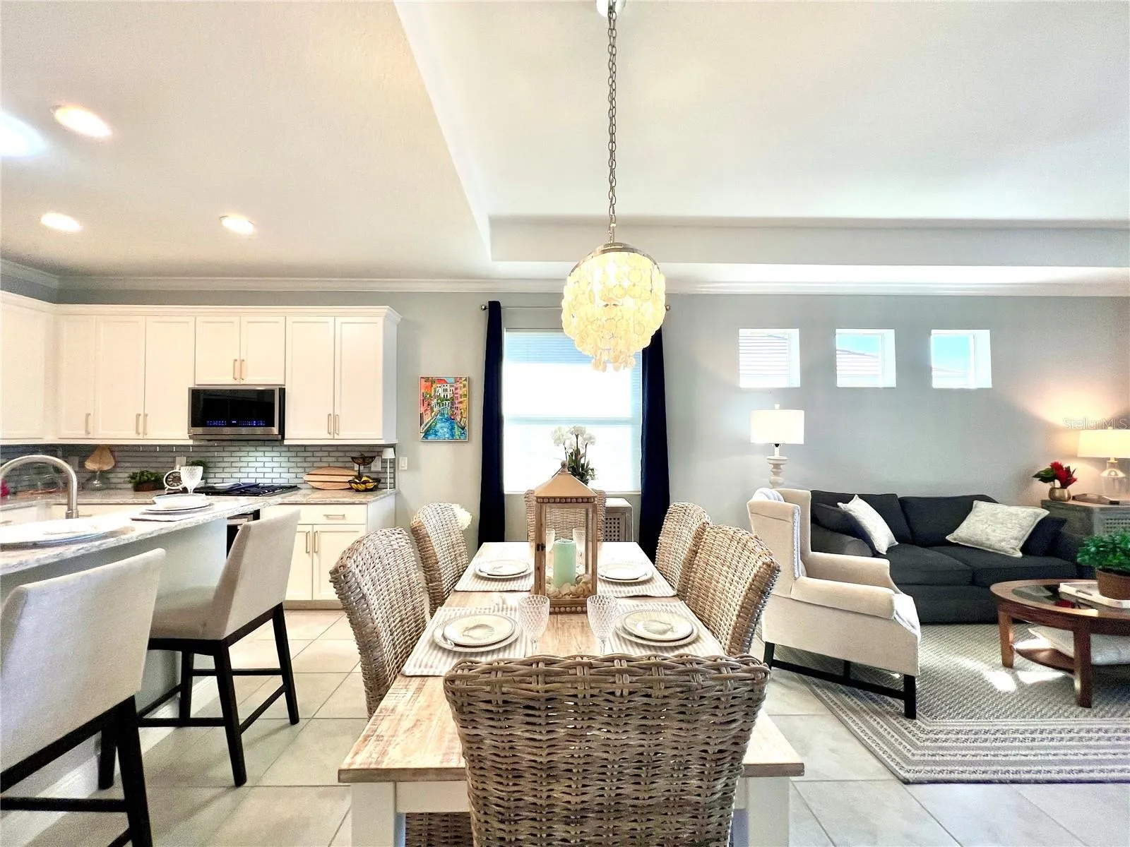 Kitchen/Dining Area/Living Space