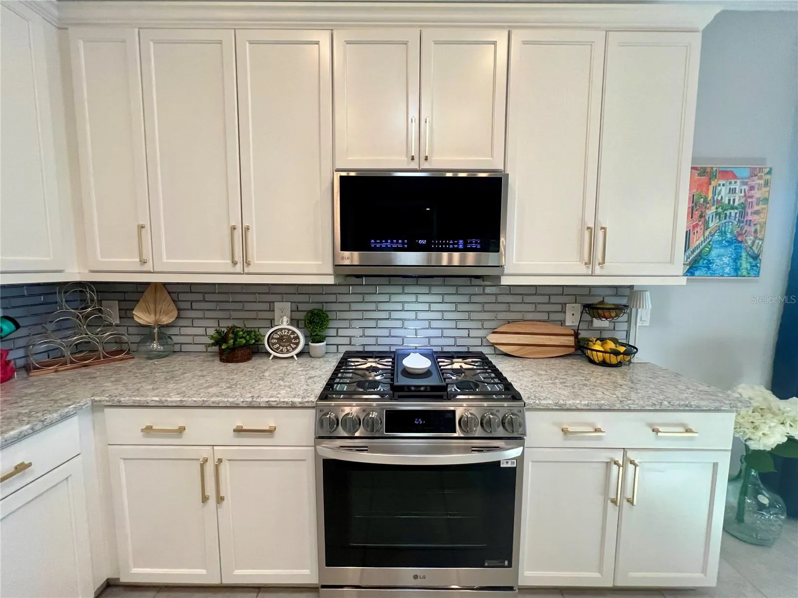 Kitchen with Gas Cooktop and LG Appliances