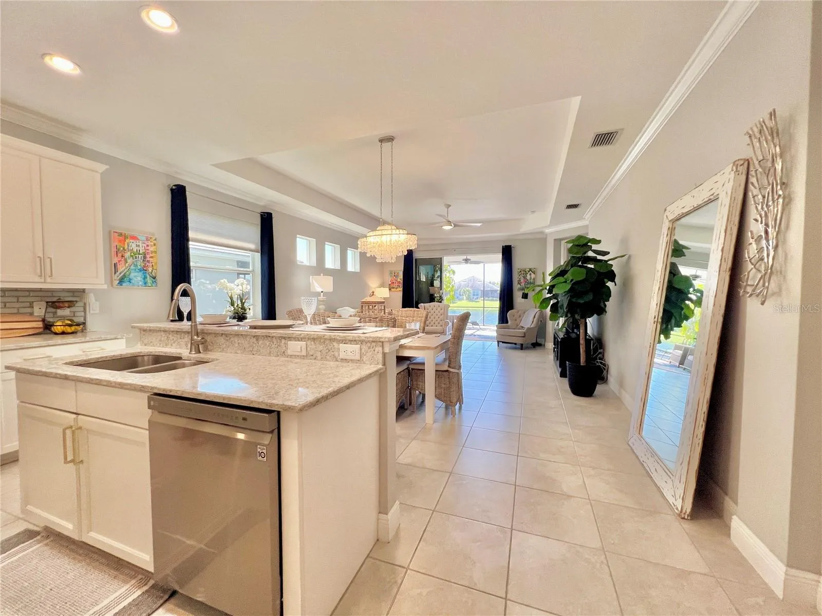 Large living space with a waterfront view!