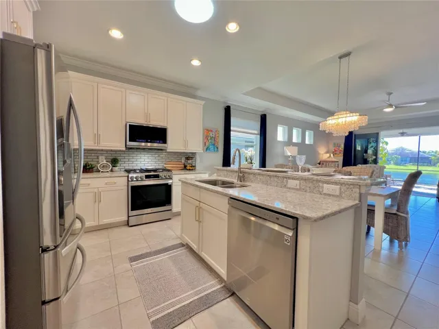 Modern Kitchen with LG Appliances, Gas Cooktop, Eat in Kitchen, Dining Area, Living Room and a Fabulous View!