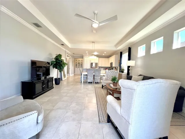 Large Living Room.