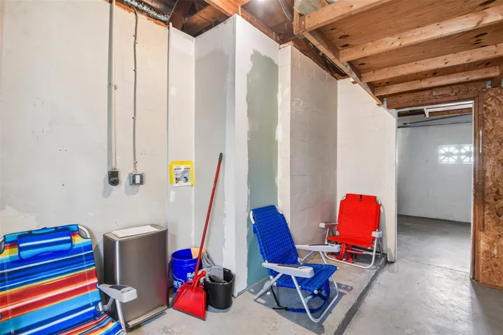 car garage