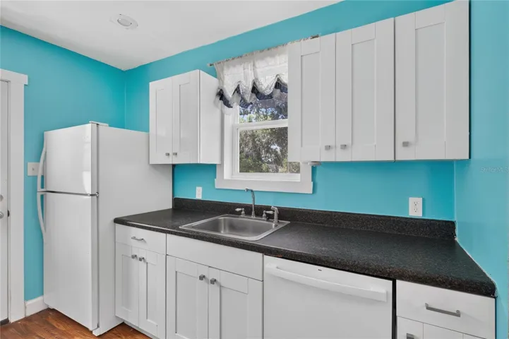 Kitchen - Nice Natural Light