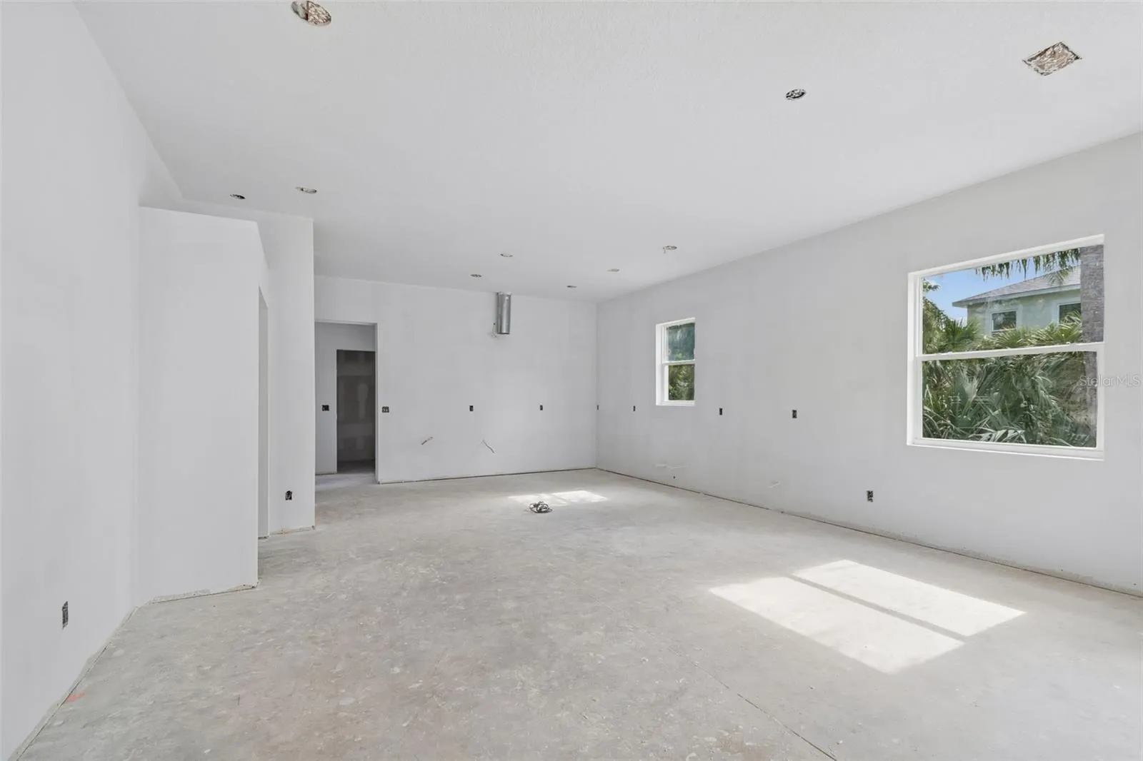 Dining room and Kithcen w