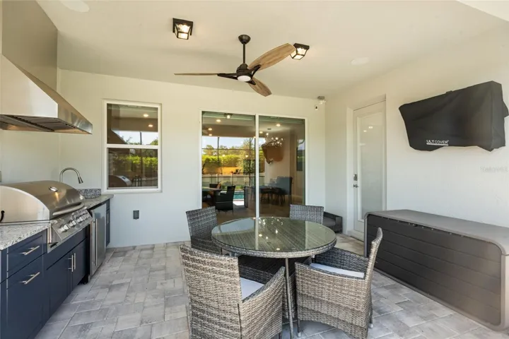 Outdoor kitchen