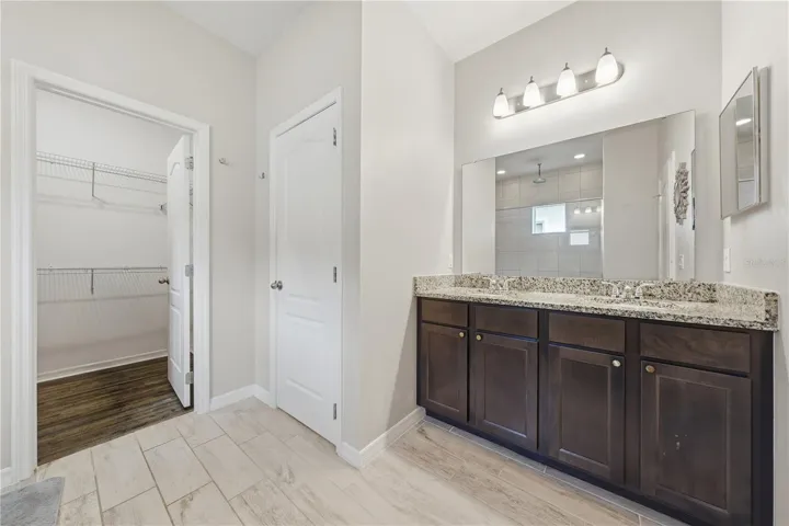 Primary Dual Sinks